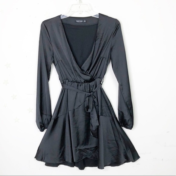 NASTY Gal Collection touch & go satin dress - Picture 4 of 13